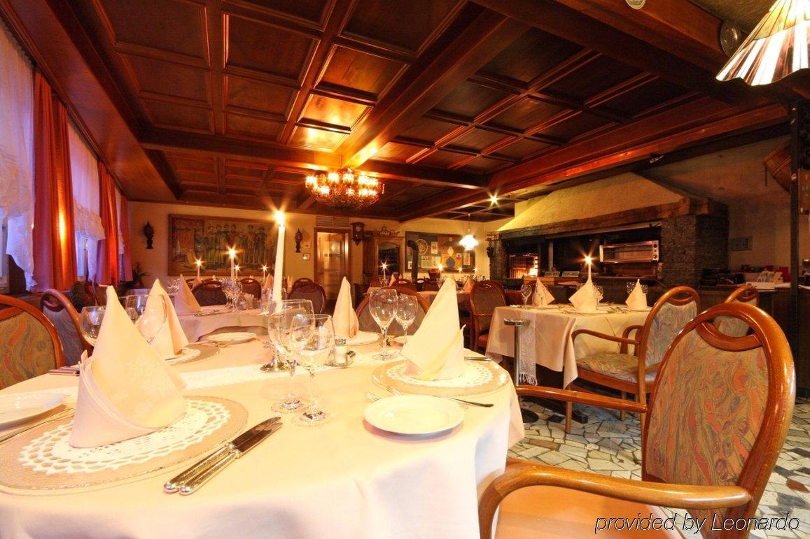 Lifestyle & Spa Hotel Graecherhof Grächen Ristorante foto